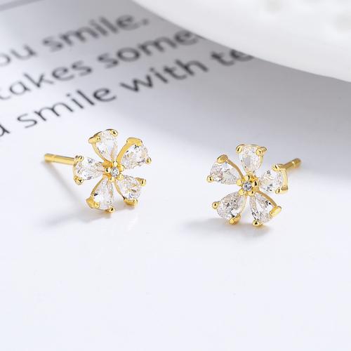 Pearl shape cutting clear CZ flower studs earring for young girl Pearl shape cutting clear CZ flower studs earring for young girl
